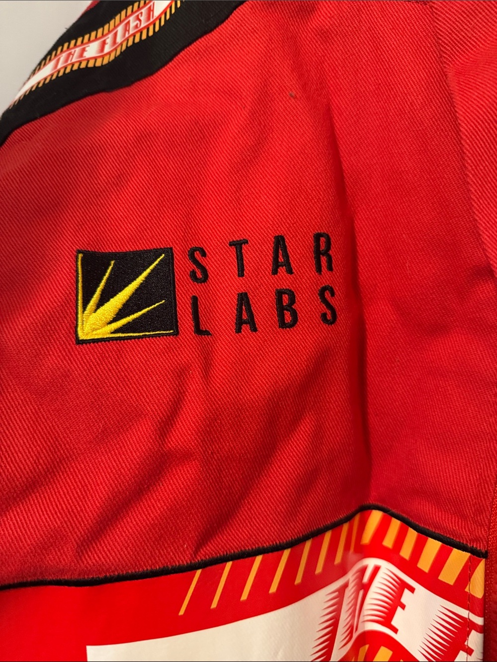 DC’s The Flash Racer Jacket - Picture 4 of 5